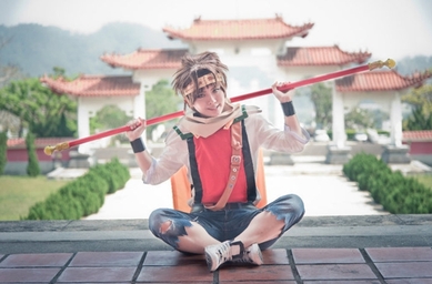 File:Son Goku character cosplay.jpg