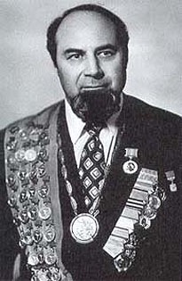 <span class="mw-page-title-main">Arkady Vorobyov</span> Russian weightlifter (1924–2012)