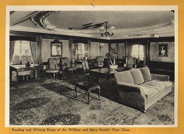 File:Tatsuta 1st class reading and writing room.jpg