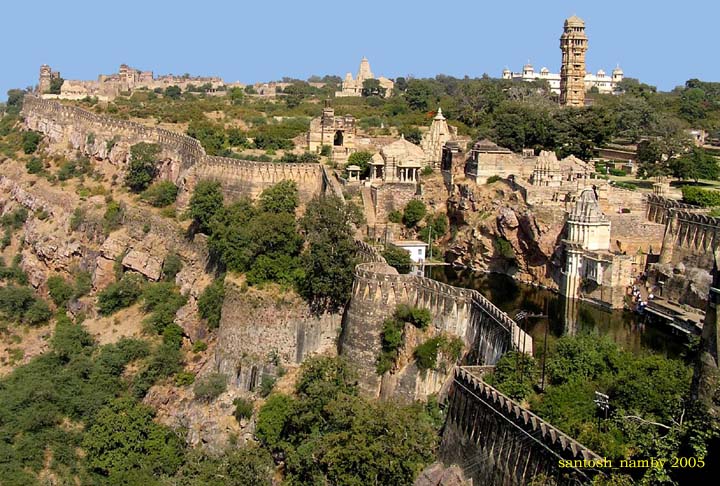 File:Chittorgarh Fort-big copy crop.jpg