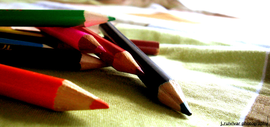 File:Colored-Pencils.jpg - Wikipedia