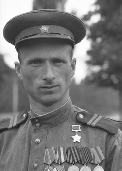 <span class="mw-page-title-main">Meliton Kantaria</span> Soviet Georgian sergeant (1920–1993)