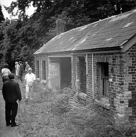 Teigngrace Halt railway station