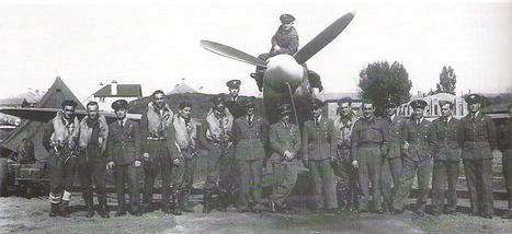 303 Polish Squadron pilots (May 1942, RAF Northolt)[a]