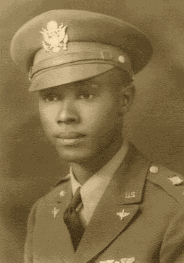 <span class="mw-page-title-main">Mac Ross</span> Tuskegee Airmen pilot (1912–1944)