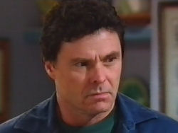 <span class="mw-page-title-main">Joe Scully</span> Soap opera character