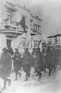 November 22, 1940 - Greek Army Liberates Korytsa a second time 1