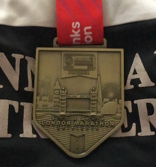 File:London Marathon Finishers Medal.jpg