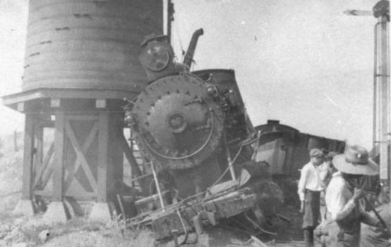 File:Wreck at Newburgh Branch.jpg