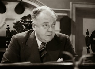 As Councillor Oxbold in He Snoops to Conquer (1944) Actor Claude Bailey.jpg