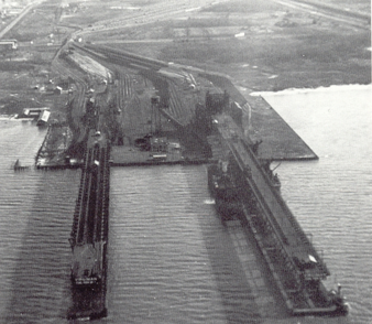 File:Sewell's pt coal piers.png