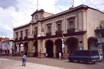 File:Cdhidalgomichoacan.jpg