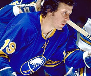 <span class="mw-page-title-main">Steve Atkinson</span> Canadian ice hockey player (1948–2003)