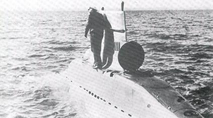 File:German v80 midget submarine1.jpg