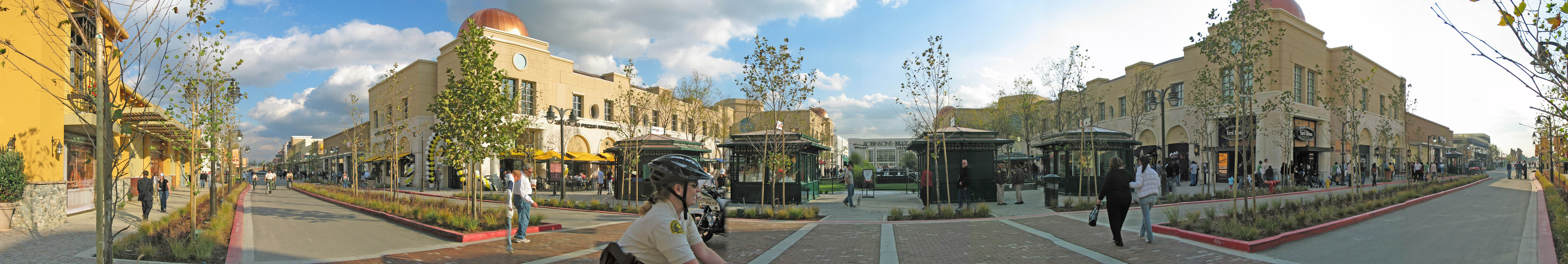 Victoria Gardens - Shopping Centre Shops & Opening Hours