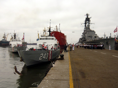 BAP Rio Nepena (PC-243) and BAP Rio Tambo (PC-244) arriving to the Callao harbour after a patrol mission Peruvian cutters 2008.jpg