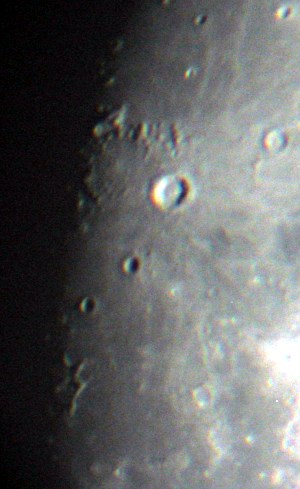 File:Amateur photo of copernicus crater.jpg