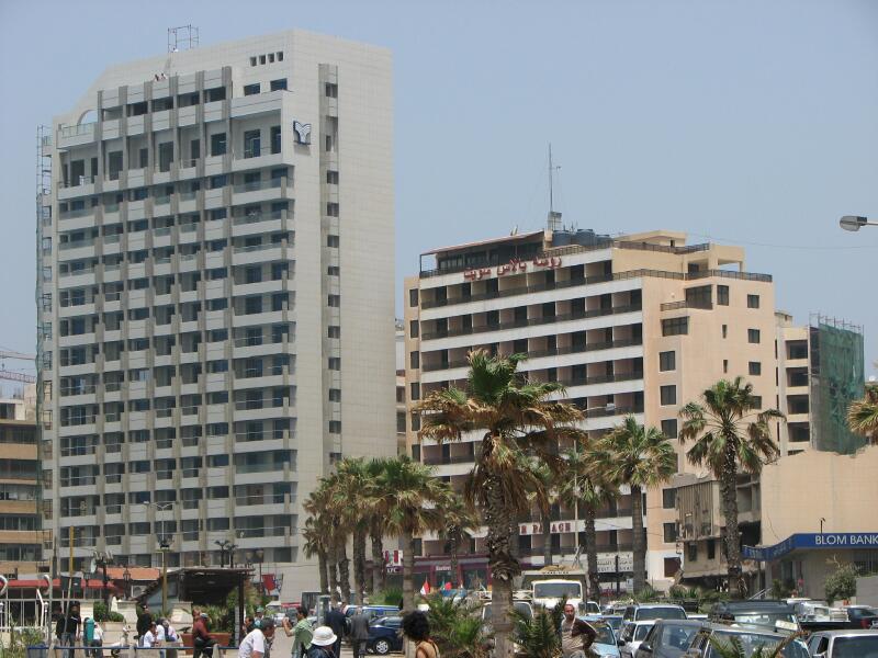 File:Raouche-Beirut.jpg