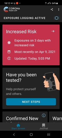 The app issues a warning notification if the phone user has been in contact with someone who has tested positive. Here the message is in English. ScreenshotRedEnglishCoronaWarnApp.jpg