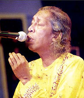 <span class="mw-page-title-main">Gunadasa Kapuge</span> Sri Lankan musician (1945–2003)