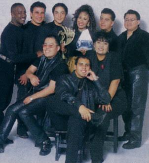 <span class="mw-page-title-main">Selena y Los Dinos</span> American Tejano band