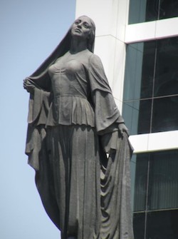 <span class="mw-page-title-main">Statue of a Liberated Woman</span> Sculpture by Fuad Abdurahmanov in Baku, Azerbaijan