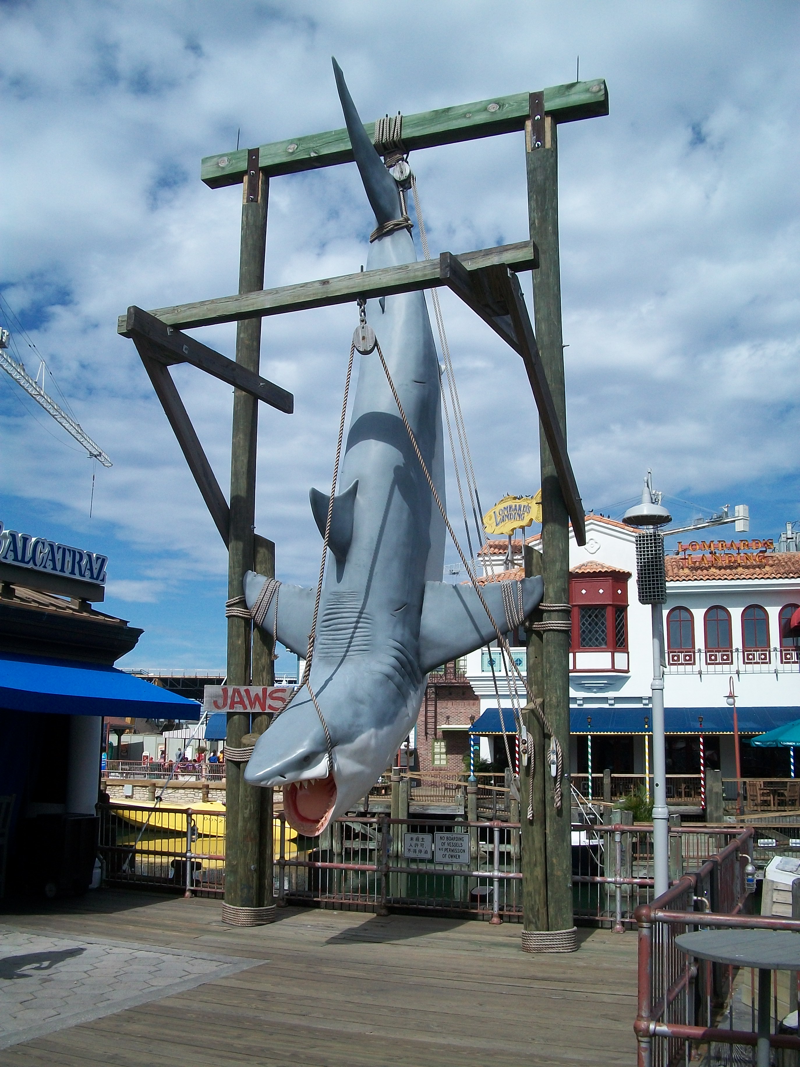 The Shark, Universal Parks and Resorts Wiki