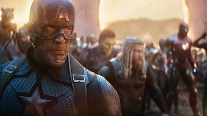 The Avengers, led by Chris Evans as Captain America, assembling in the Battle of Earth. The Battle of Earth sequence was praised by /Film as an improvement from Avengers: Infinity War,[21] while scenes from the sequence were positively received by cinematic audiences.[22][23]