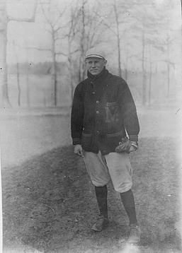 <span class="mw-page-title-main">Burton Shipley</span> American athlete and coach (1890–1976)