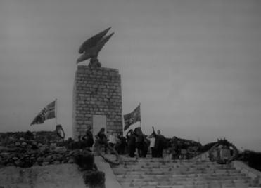 File:Chania Fallschirmjäger Memorial 1940s.jpg