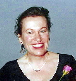 Siobhan Dowd English writer and activist (1960–2007)