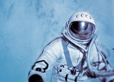 File:FirstSpaceWalk.png