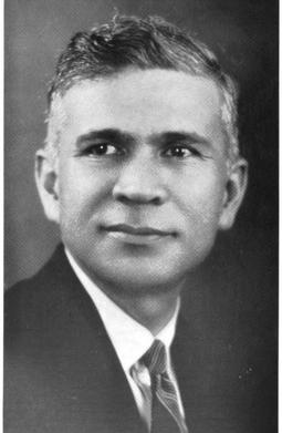 <span class="mw-page-title-main">George Paele Mossman</span> Hawaiian cultural figure (1891–1955)