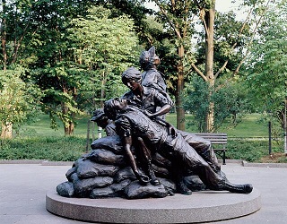 <span class="mw-page-title-main">Vietnam Women's Memorial</span> Part of the U.S. Vietnam Veterans Memorial com