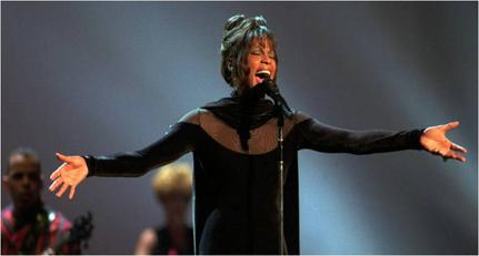 File:Whitney Houston, 21st American Music Awards, February 7, 1994.jpg