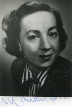 File:Maureen Potter.jpg