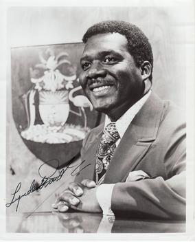 <span class="mw-page-title-main">Lynden Pindling</span> Bahamian politician (1930–2000)