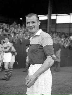 <span class="mw-page-title-main">Nicky Rackard</span> Irish hurler and Gaelic footballer (1922–1976)