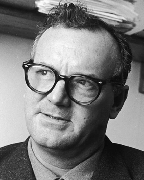 <span class="mw-page-title-main">C. Wright Mills</span> American sociologist (1916–1962)