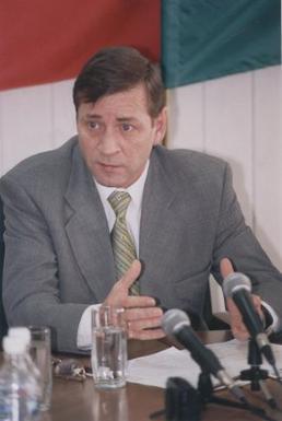 <span class="mw-page-title-main">Vladimir Petukhov</span> Russian politician (1949–1998)