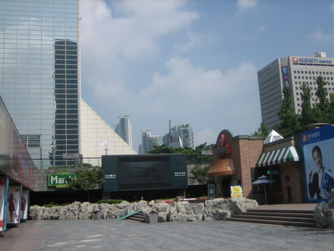 File:Coex mall outside.jpg - Wikipedia