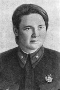 Полина Макогон - WW2 Night Witch pilot.jpg