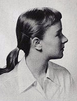 <span class="mw-page-title-main">Sophie Coe</span> American anthropologist, food historian and author (1933–1994)