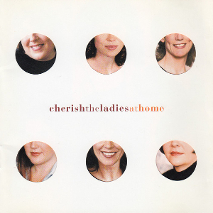 Em casa (álbum Cherish the Ladies) .jpg