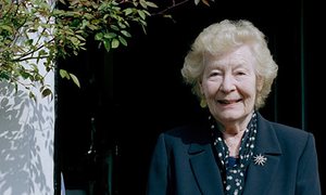 Nina Bawden English novelist, 1925–2012