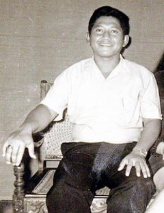 <span class="mw-page-title-main">Lolo Soetoro</span> Indonesian geographer and stepfather of Barack Obama (1935–1987)