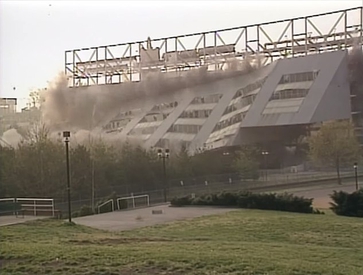 File:Demolition of Expo 82 U.S. Pavilion.jpeg