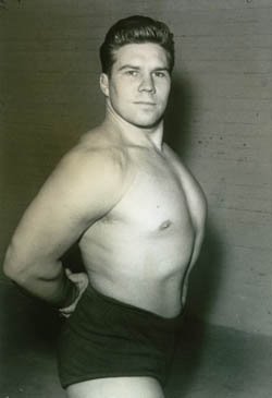 <span class="mw-page-title-main">George Gordienko</span> Canadian professional wrestler and artist (1928–2002)