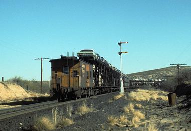 File:Southern Pacific Train Pantano Arizona 1974.jpg