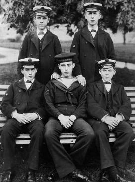 File:Boys of The Royal Hospital School.jpg